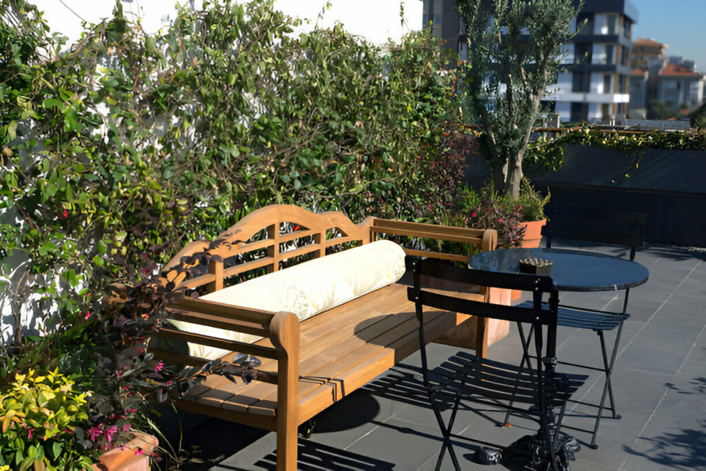 Bodrum Ahşap Bahçe Balkon Oturma Grupları